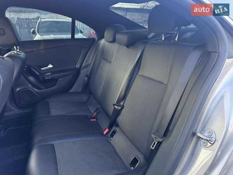 Седан Mercedes-Benz CLA-Class 2019 в Тернополе