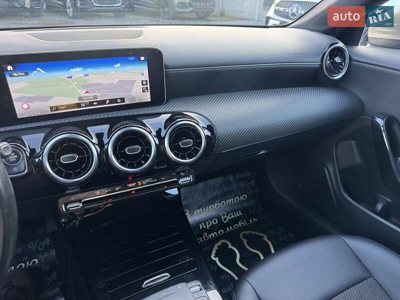 Седан Mercedes-Benz CLA-Class 2019 в Тернополе