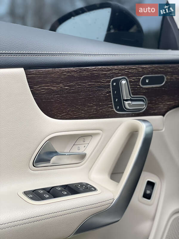 Седан Mercedes-Benz CLA-Class 2019 в Запорожье