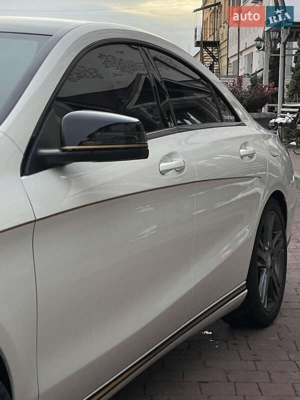 Седан Mercedes-Benz CLA-Class 2015 в Стрию