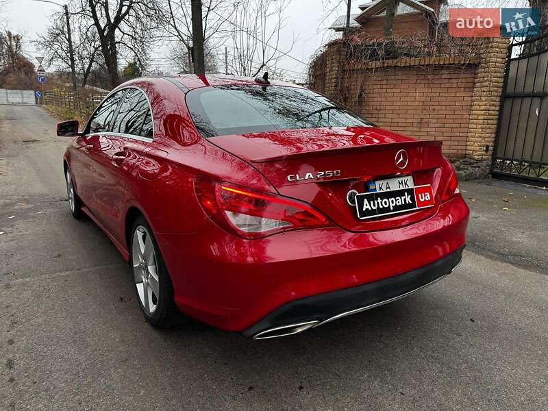 Седан Mercedes-Benz CLA-Class 2018 в Киеве