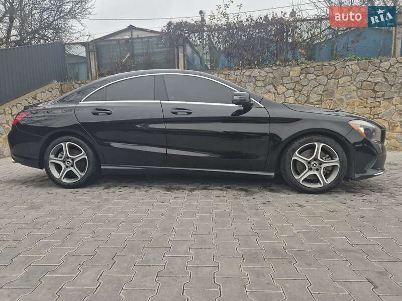 Седан Mercedes-Benz CLA-Class 2018 в Виннице
