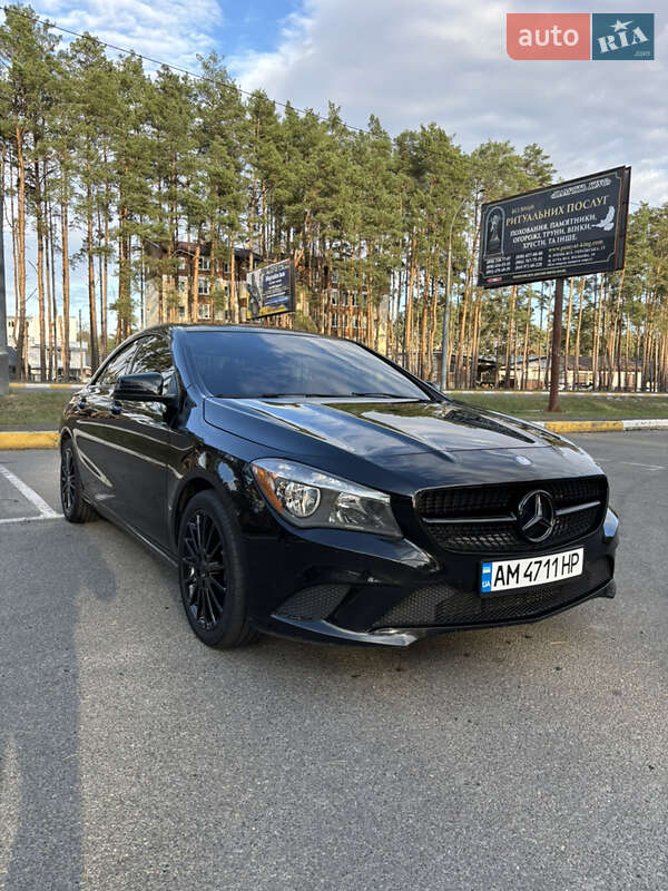 Седан Mercedes-Benz CLA-Class 2015 в Киеве