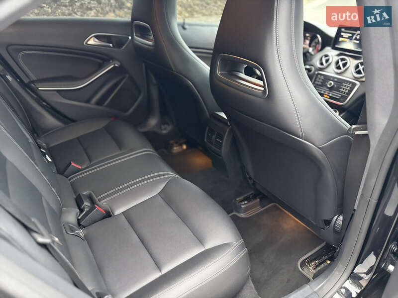 Седан Mercedes-Benz CLA-Class 2016 в Ровно
