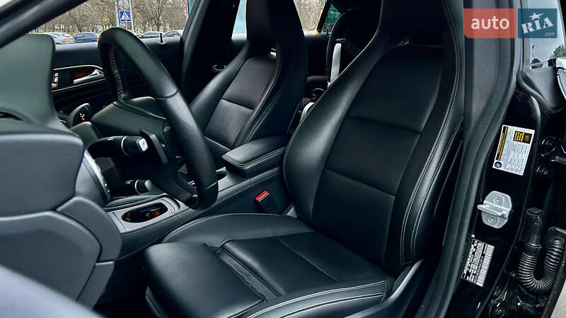 Седан Mercedes-Benz CLA-Class 2016 в Киеве