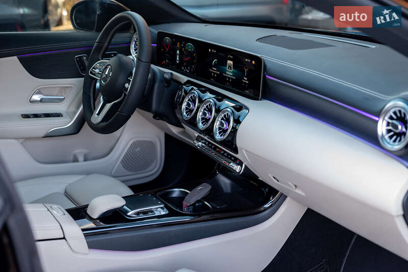 Седан Mercedes-Benz CLA-Class 2019 в Коломые