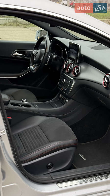 Седан Mercedes-Benz CLA-Class 2015 в Днепре