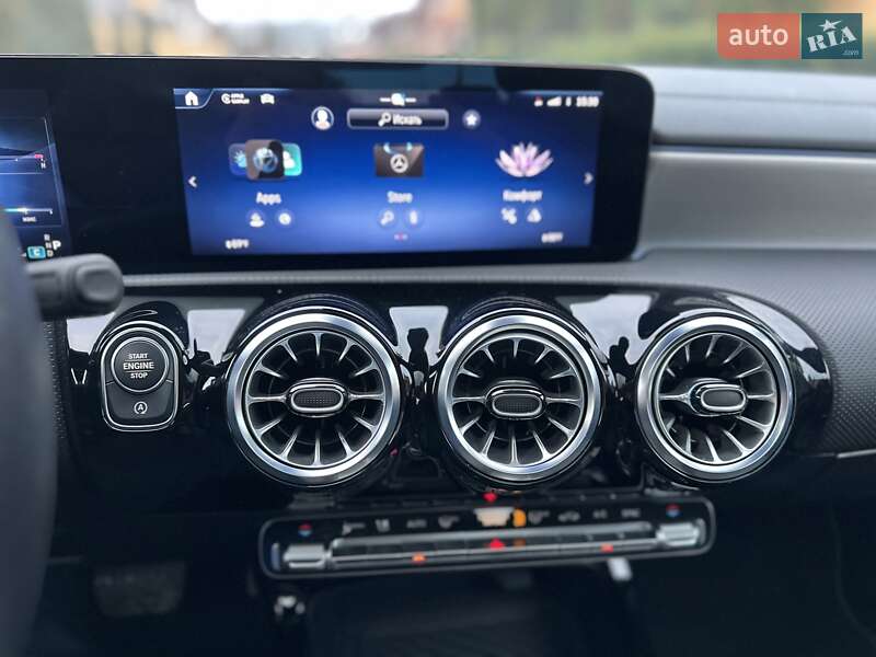 Седан Mercedes-Benz CLA-Class 2025 в Киеве