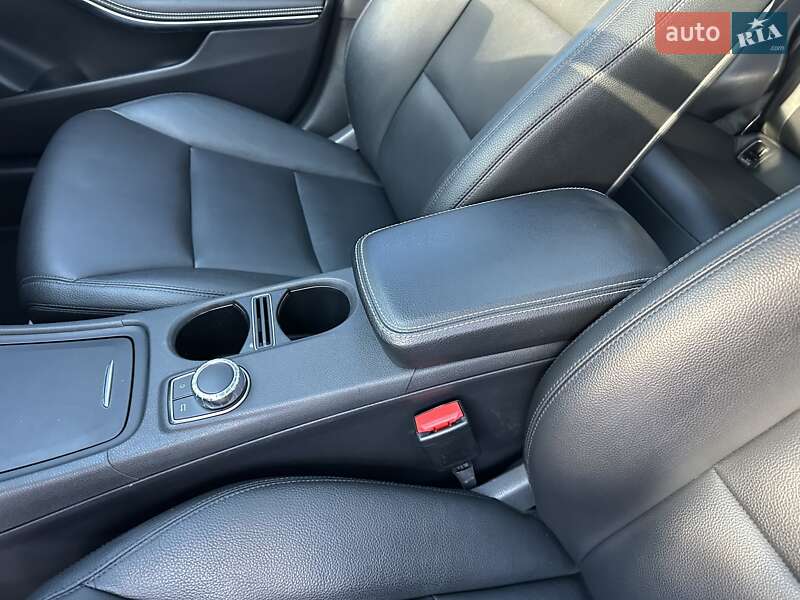 Седан Mercedes-Benz CLA-Class 2013 в Києві