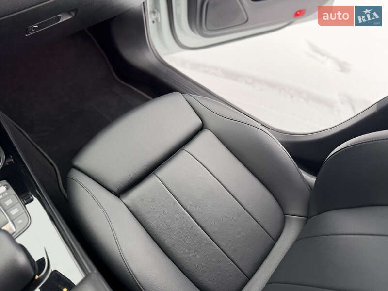 Седан Mercedes-Benz CLA-Class 2020 в Виннице