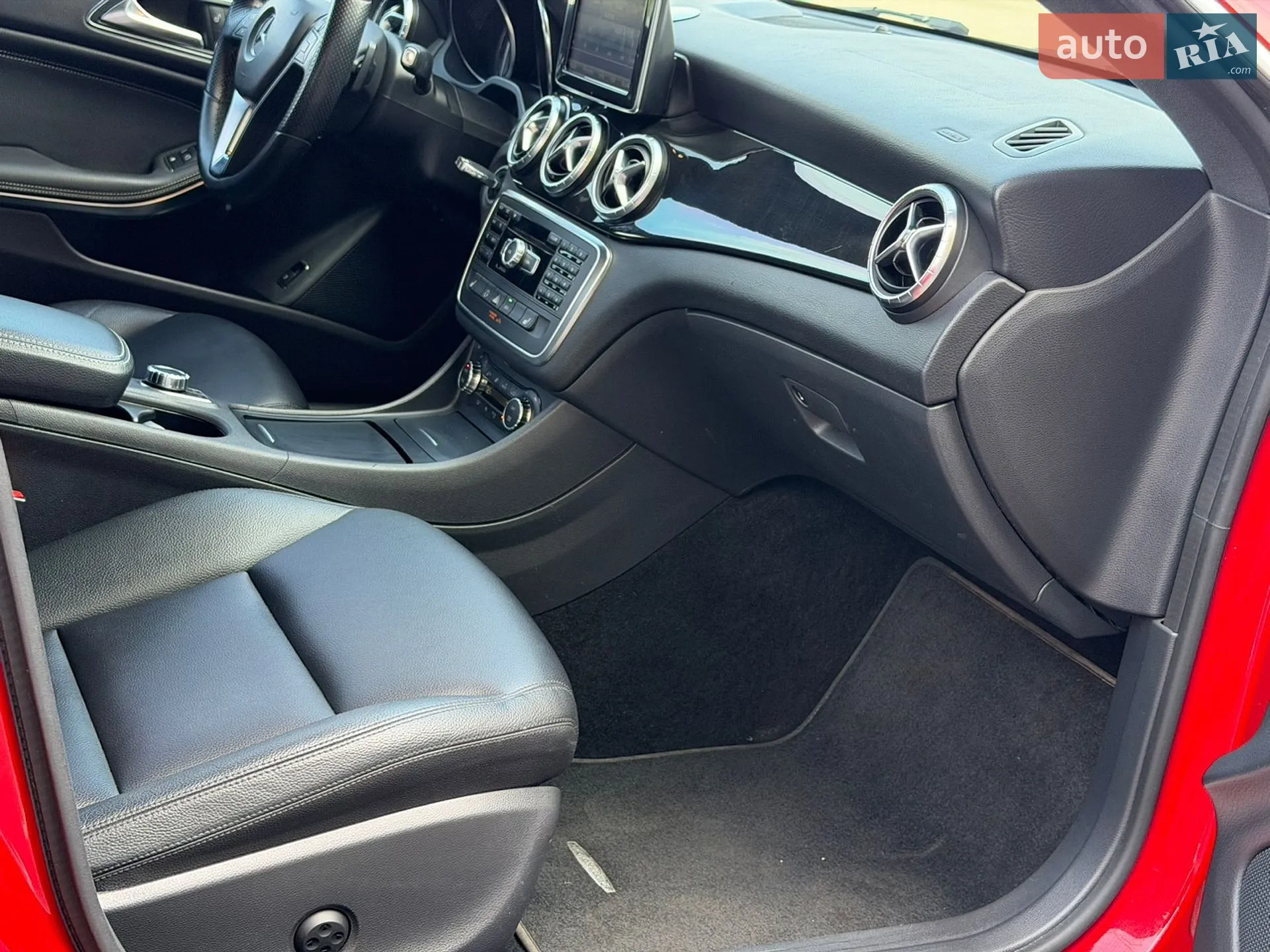 2014 Mercedes-Benz CLA-klasse - мініатюра 26