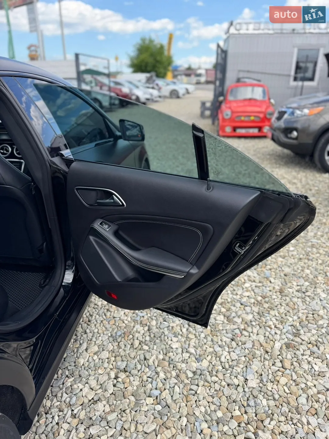 2015 Mercedes-Benz CLA-klasse - мініатюра 31
