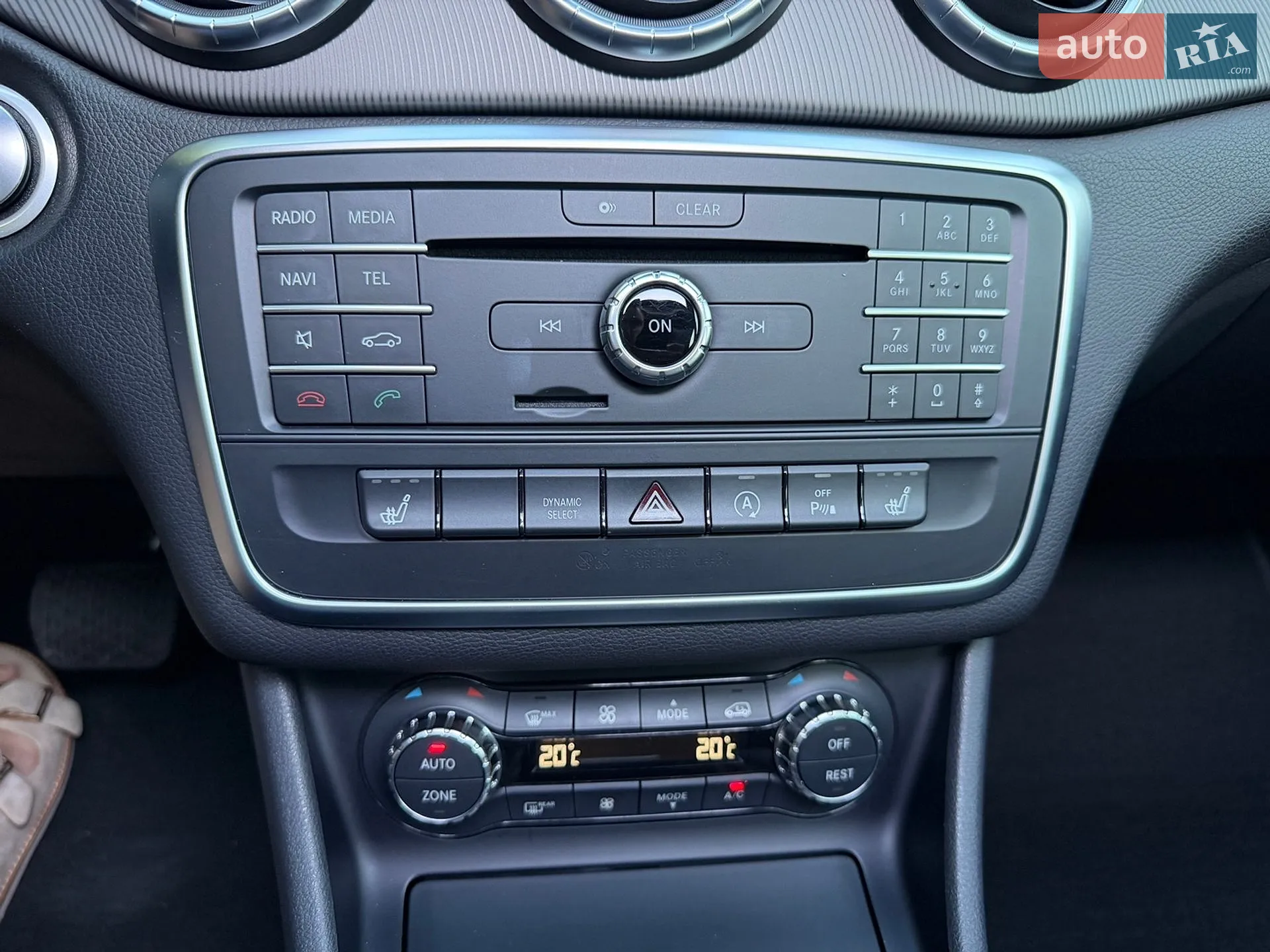 2015 Mercedes-Benz CLA-klasse - мініатюра 15