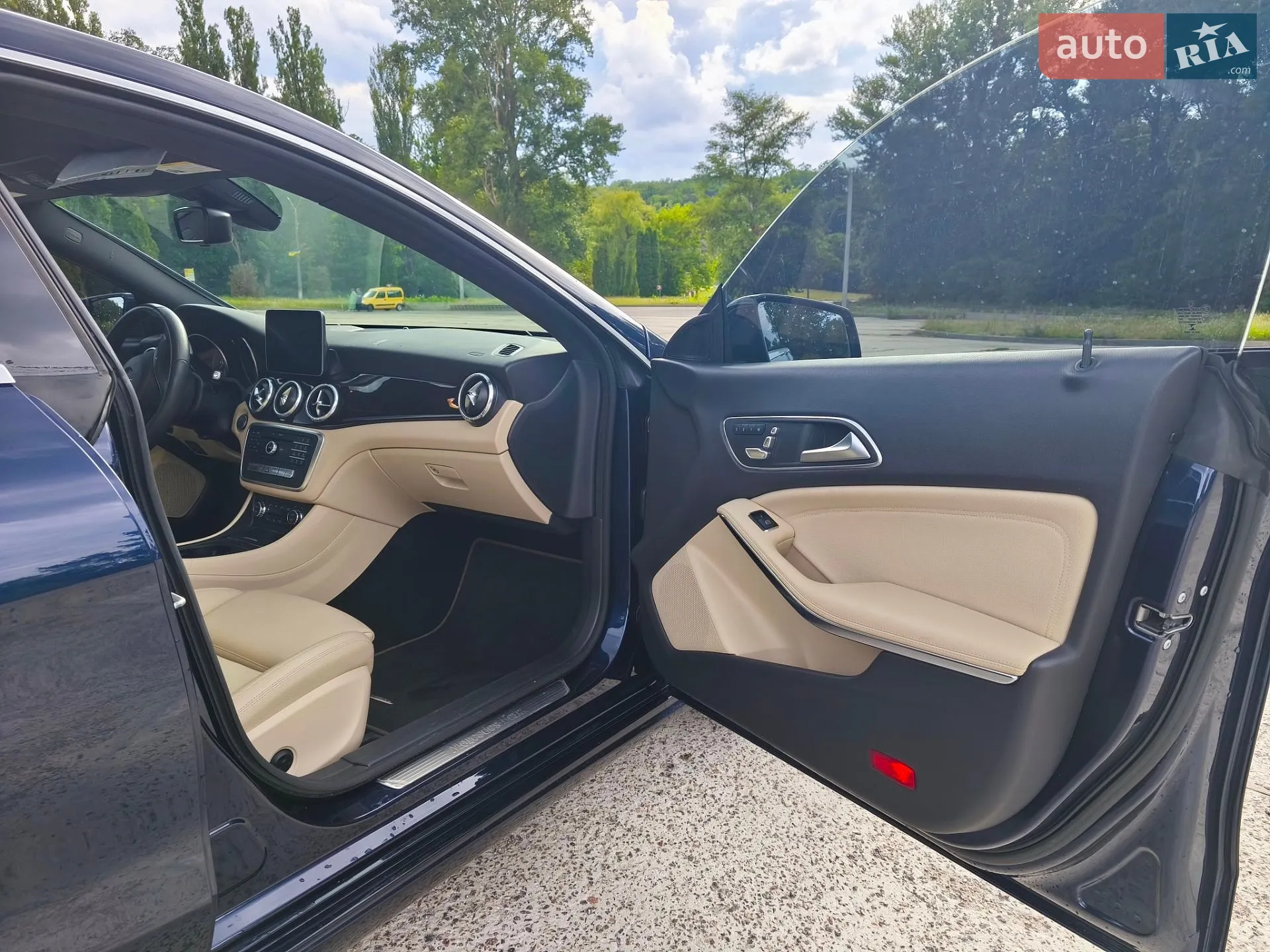 2017 Mercedes-Benz CLA-klasse - мініатюра 8