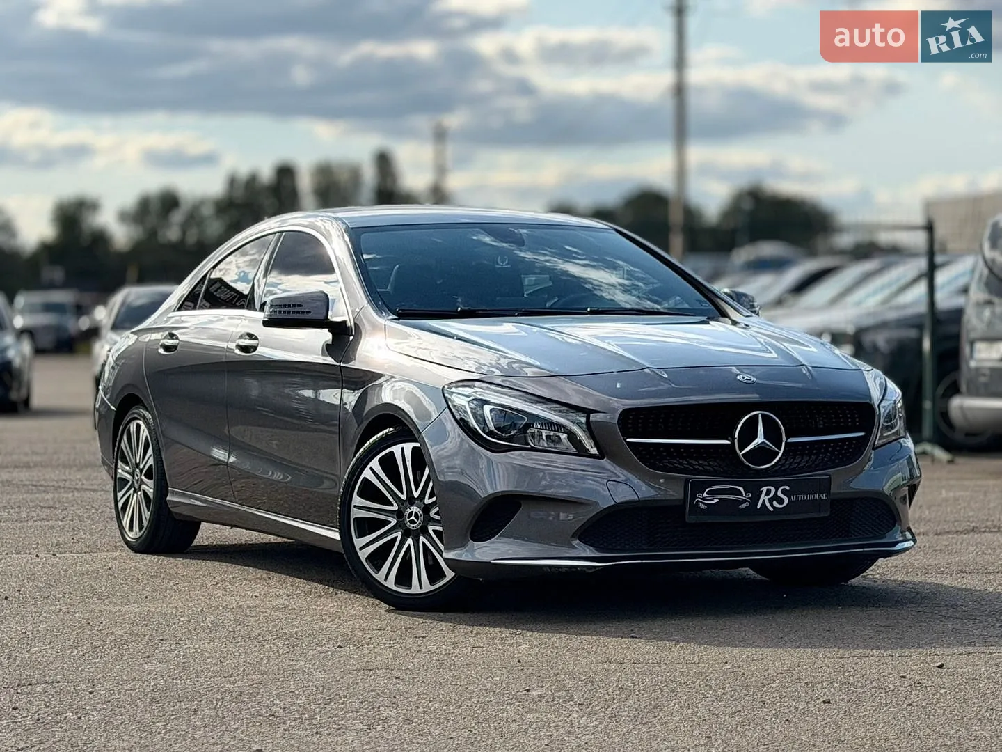 2017 Mercedes-Benz CLA-klasse - фото 1
