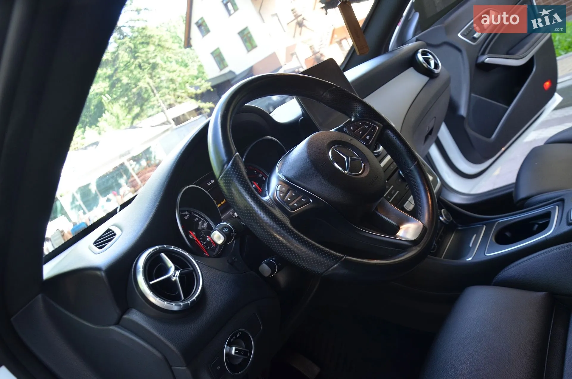 2018 Mercedes-Benz CLA-klasse - мініатюра 36