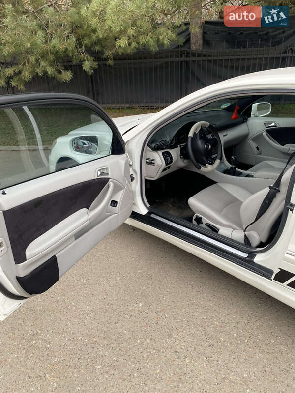 Купе Mercedes-Benz CLC-Class 2009 в Луцке