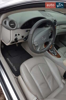 Купе Mercedes-Benz CLK-Class 2002 в 