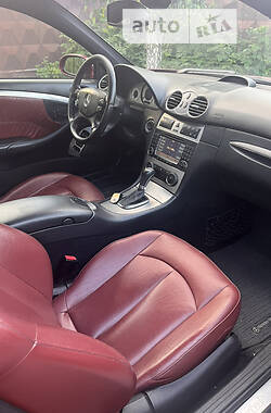 Купе Mercedes-Benz CLK-Class 2006 в 