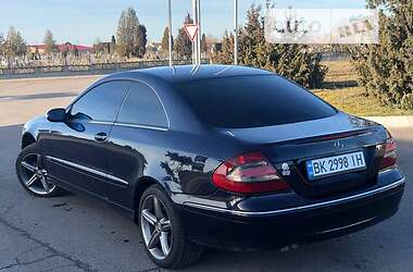 Купе Mercedes-Benz CLK-Class 2003 в 