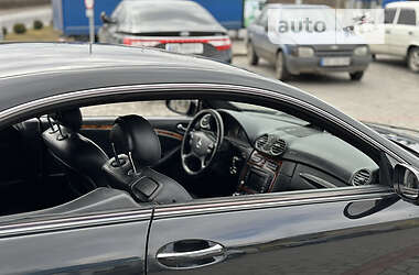 Купе Mercedes-Benz CLK-Class 2002 в 