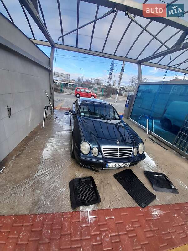 Купе Mercedes-Benz CLK-Class 1999 в Одессе