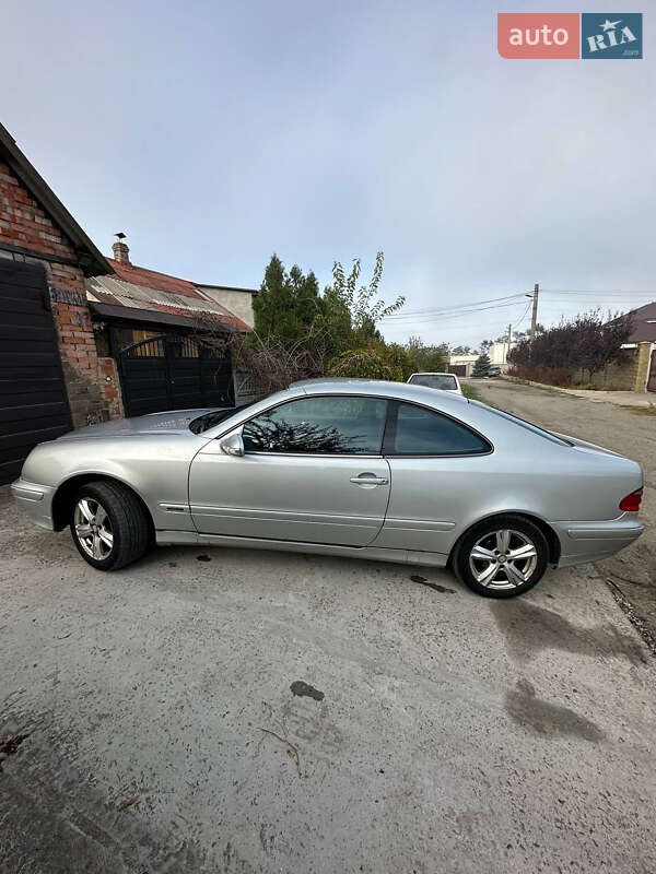 Купе Mercedes-Benz CLK-Class 2000 в Запорожье