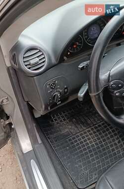 Купе Mercedes-Benz CLK-Class 2004 в 