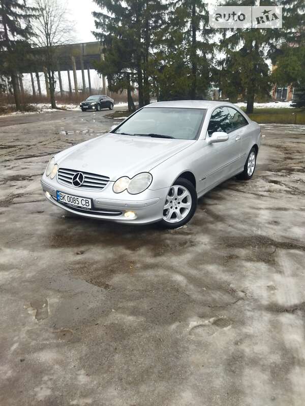 Купе Mercedes-Benz CLK-Class 2004 в Березному
