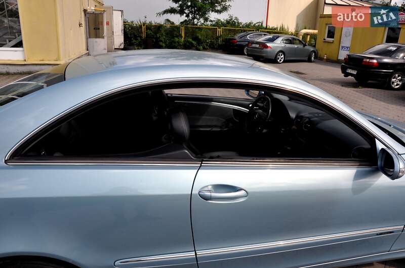 Купе Mercedes-Benz CLK-Class 2003 в Львове