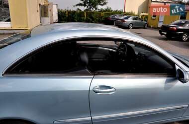 Купе Mercedes-Benz CLK-Class 2003 в 