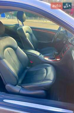 Купе Mercedes-Benz CLK-Class 2003 в 
