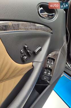 Кабриолет Mercedes-Benz CLK-Class 2006 в 
