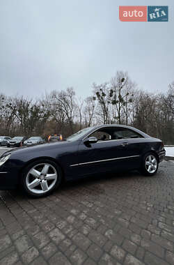 Купе Mercedes-Benz CLK-Class 2003 в 
