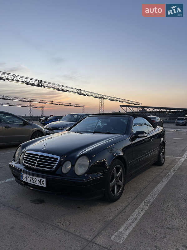 Кабриолет Mercedes-Benz CLK-Class 2002 в Одессе