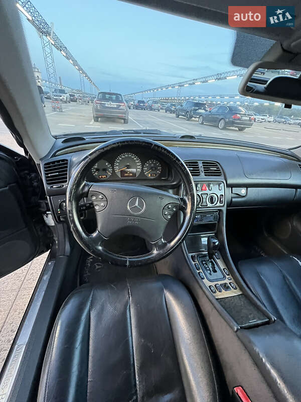 Кабриолет Mercedes-Benz CLK-Class 2002 в Одессе