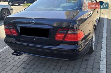 Купе Mercedes-Benz CLK-Class 2001 в 