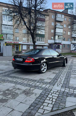 Купе Mercedes-Benz CLK-Class 2005 в 