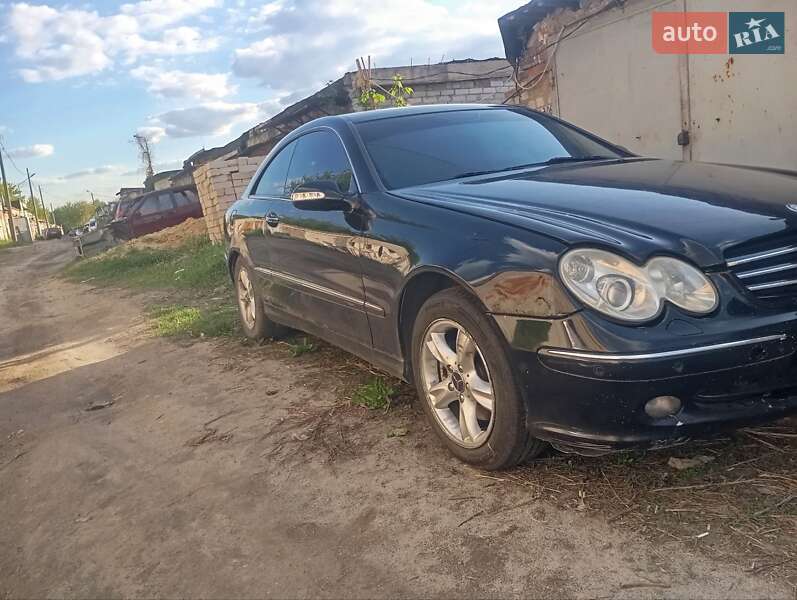Mercedes-Benz CLK-Class 2003