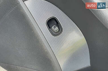 Купе Mercedes-Benz CLK-Class 2004 в 