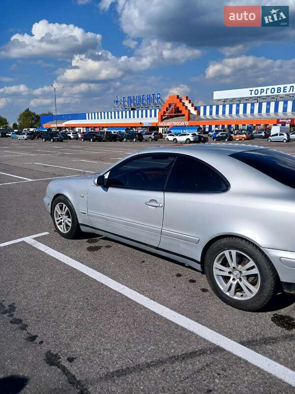 Купе Mercedes-Benz CLK-Class 1998 в Львове