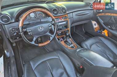 Кабриолет Mercedes-Benz CLK-Class 2003 в 