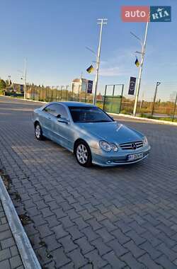 Купе Mercedes-Benz CLK-Class 2004 в 