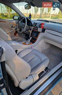 Купе Mercedes-Benz CLK-Class 2004 в 