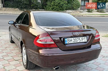Купе Mercedes-Benz CLK-Class 2004 в 