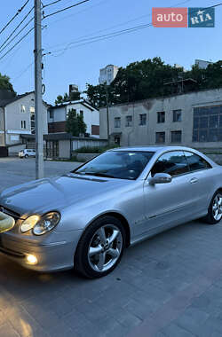 Купе Mercedes-Benz CLK-Class 2004 в 