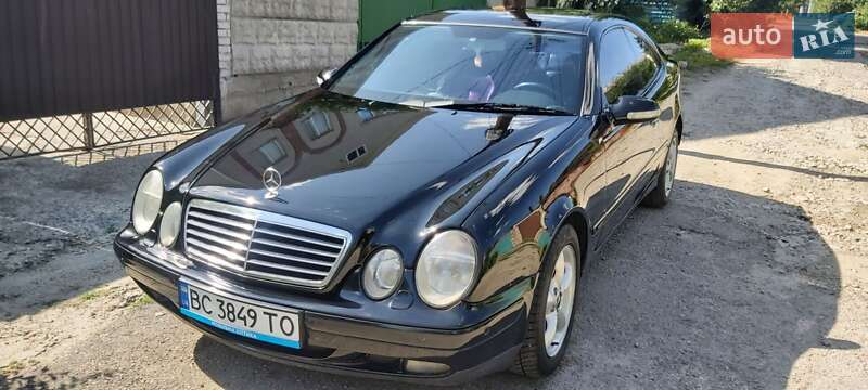 Mercedes-Benz CLK-Class 2001