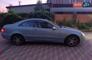 Купе Mercedes-Benz CLK-Class 2003 в 