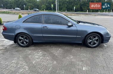 Купе Mercedes-Benz CLK-Class 2004 в 