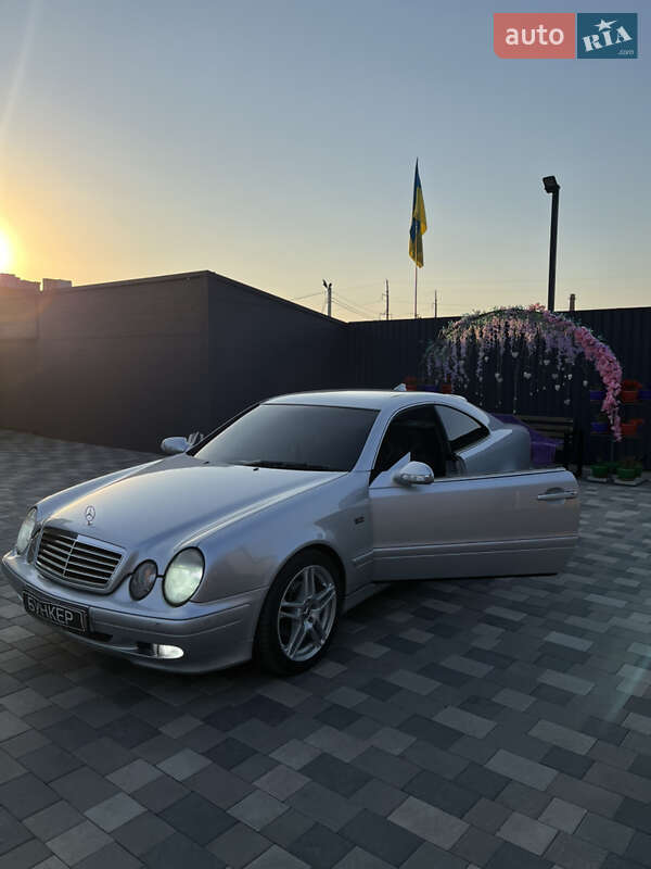 Купе Mercedes-Benz CLK-Class 2000 в 